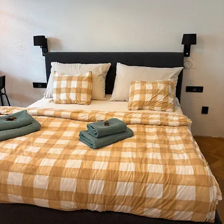 Studio Apartment Monte Bu Brno Exterior photo